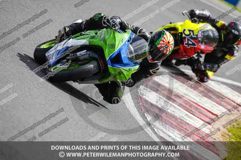 donington no limits trackday;donington park photographs;donington trackday photographs;no limits trackdays;peter wileman photography;trackday digital images;trackday photos